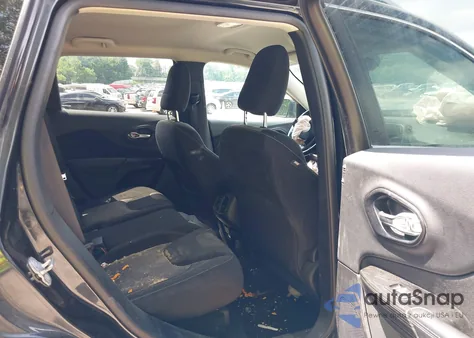 2014 Jeep Cherokee North z USA, uszkodzony, nr VIN 1C4PJMCSXEW120831